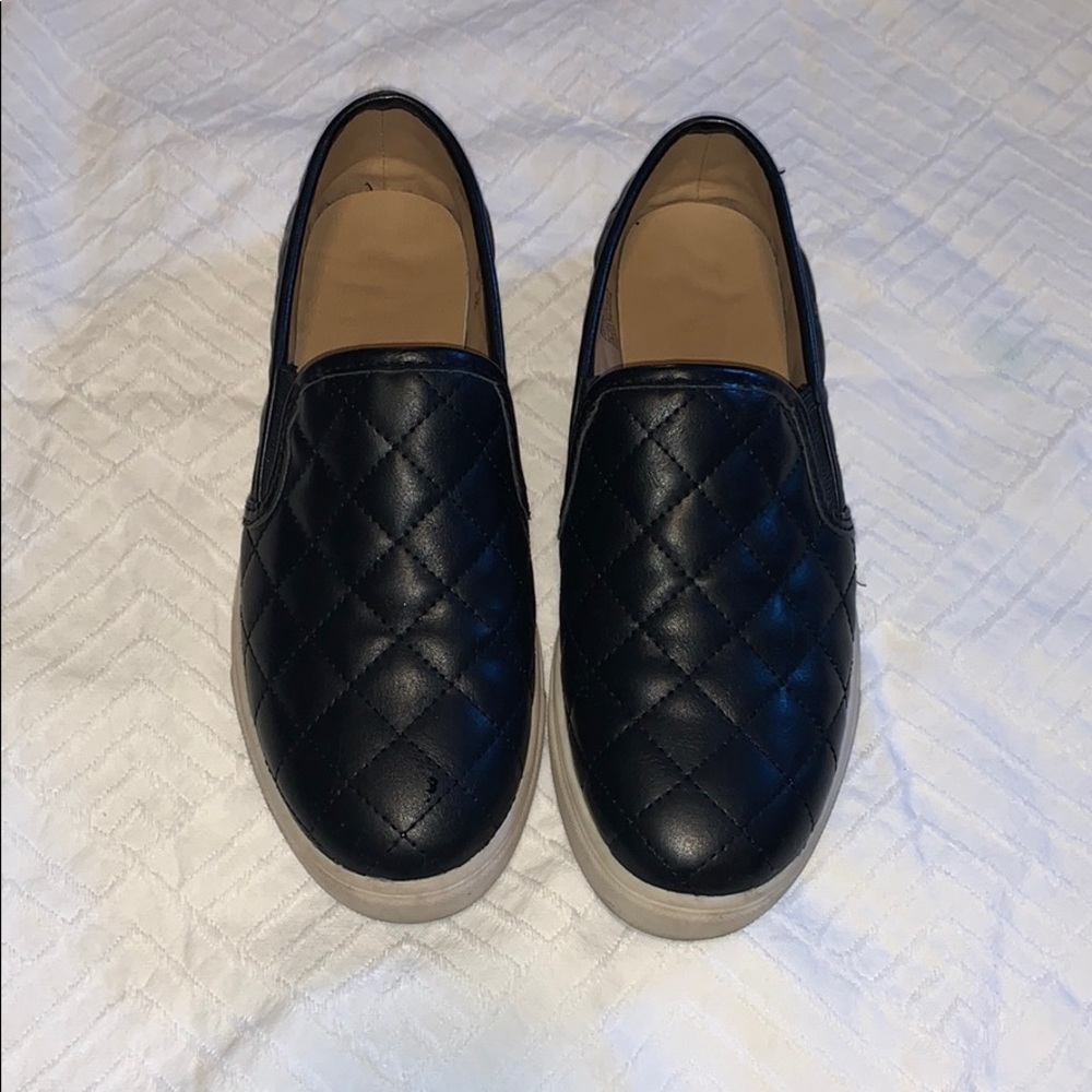 Slip ons - Picture 4 of 4